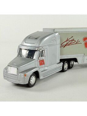 Action NASCAR 2002 Kevin Harvick 21 Hershey Kisses Trailer Rig 1:64 Diecast Mode